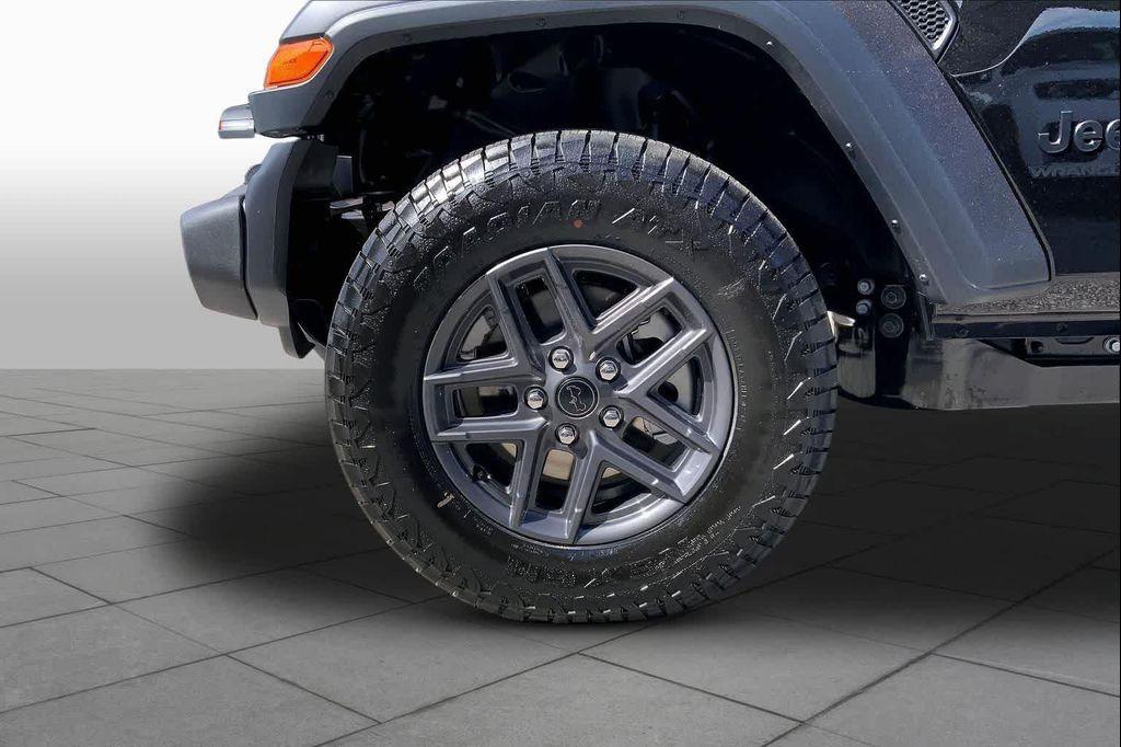 new 2026 Jeep Wrangler car, priced at $47,205