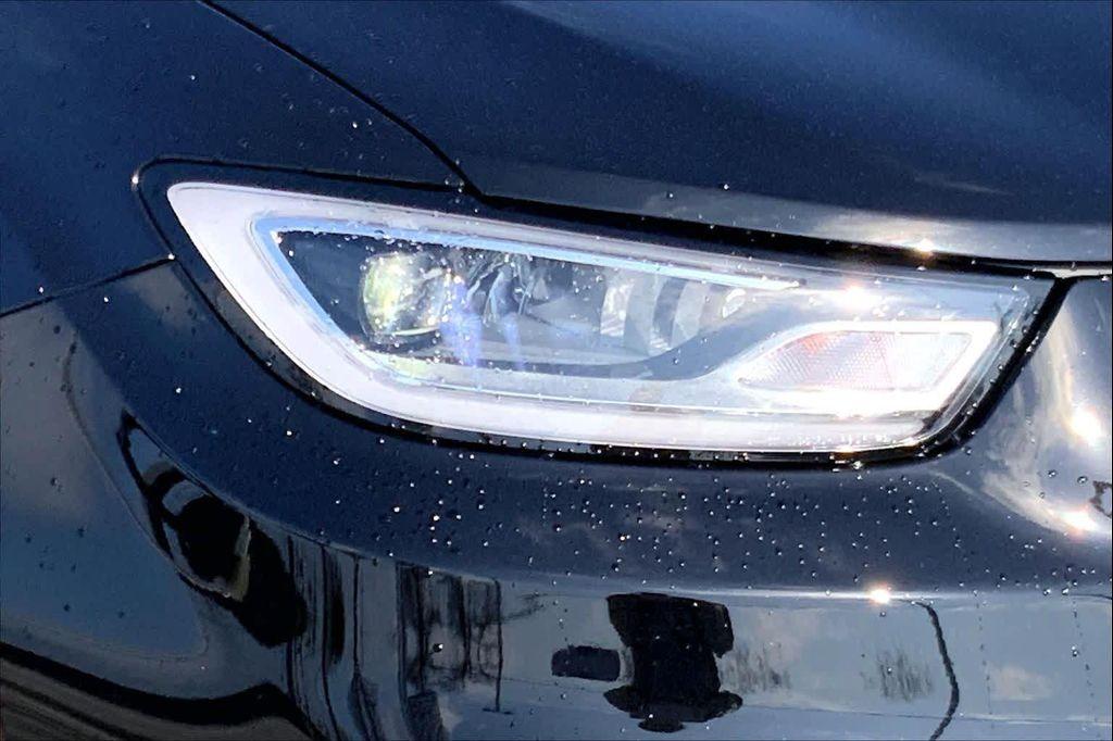 new 2026 Chrysler Pacifica car, priced at $40,618