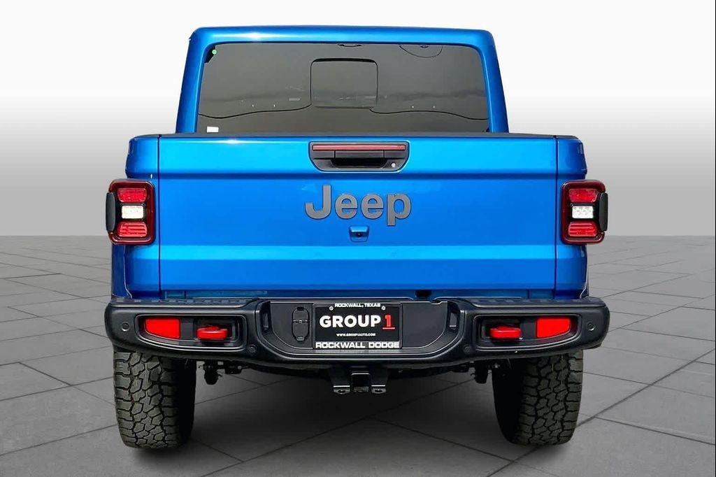 new 2026 Jeep Gladiator car, priced at $59,579