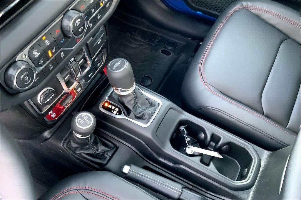 new 2026 Jeep Gladiator car, priced at $59,579