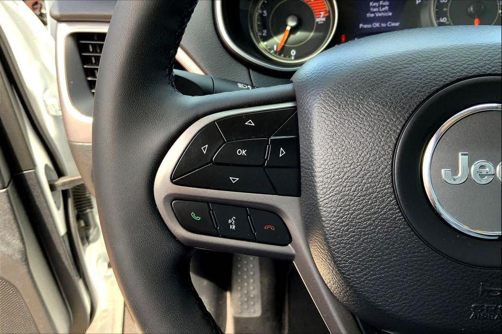 used 2022 Jeep Cherokee car, priced at $24,000