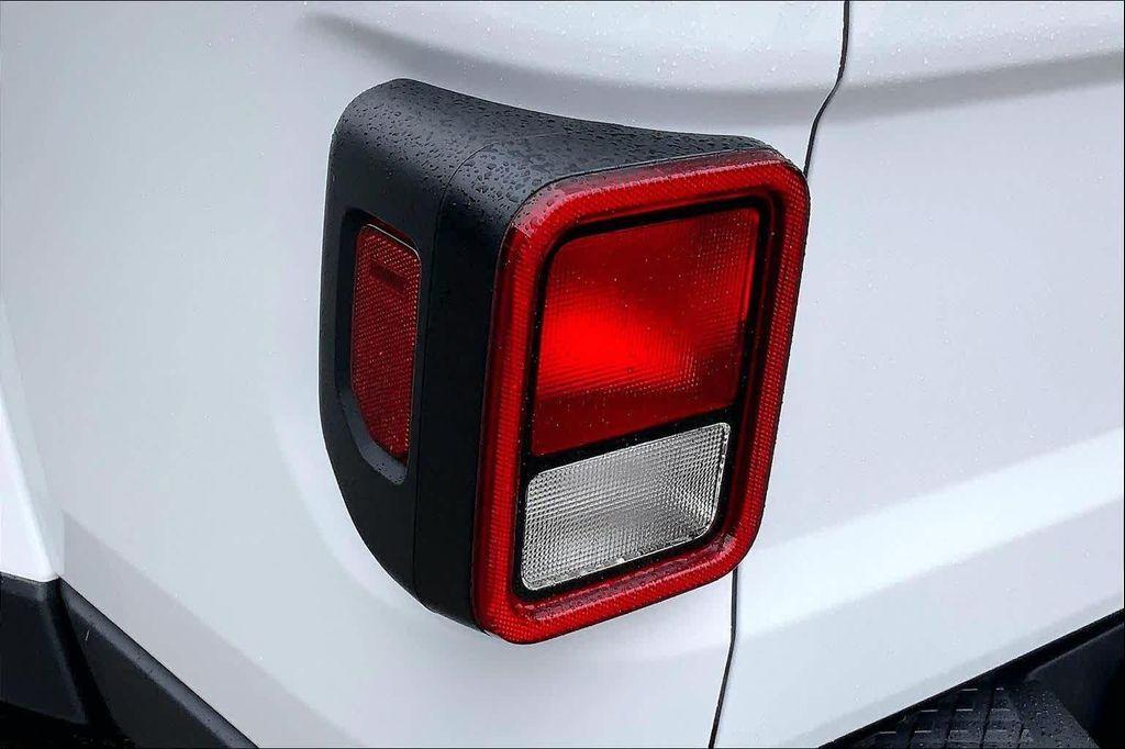 new 2026 Jeep Gladiator car, priced at $48,560