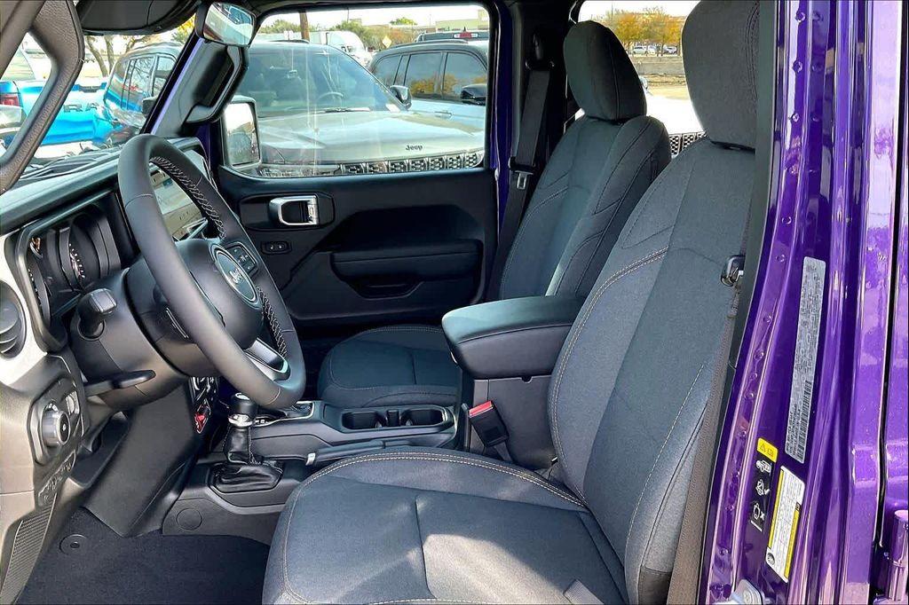 new 2026 Jeep Wrangler car, priced at $46,178