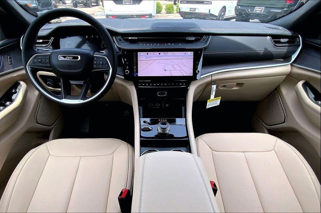 new 2026 Jeep Grand Cherokee car, priced at $48,108