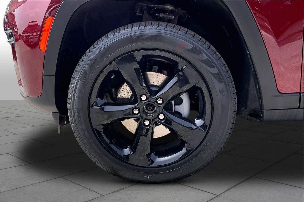 new 2026 Jeep Grand Cherokee car, priced at $48,108