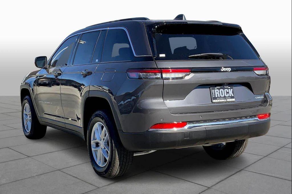 new 2025 Jeep Grand Cherokee car, priced at $37,145