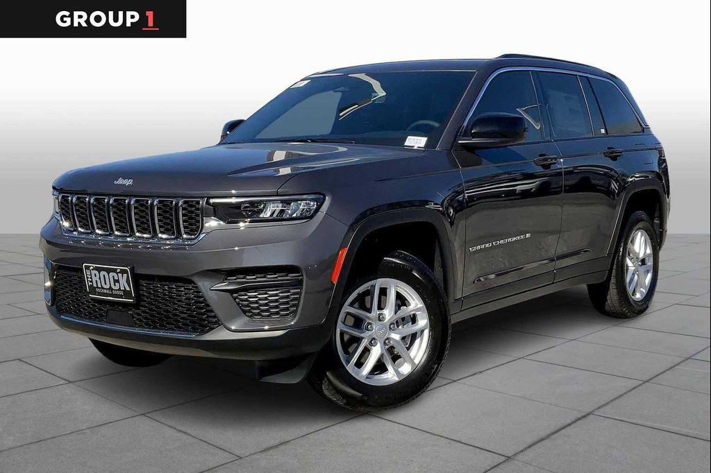 new 2025 Jeep Grand Cherokee car, priced at $37,145