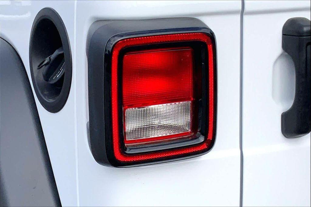 new 2026 Jeep Wrangler car, priced at $43,382