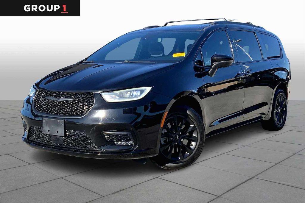 used 2021 Chrysler Pacifica car, priced at $31,899