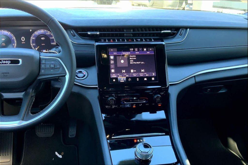 new 2025 Jeep Grand Cherokee car, priced at $30,412