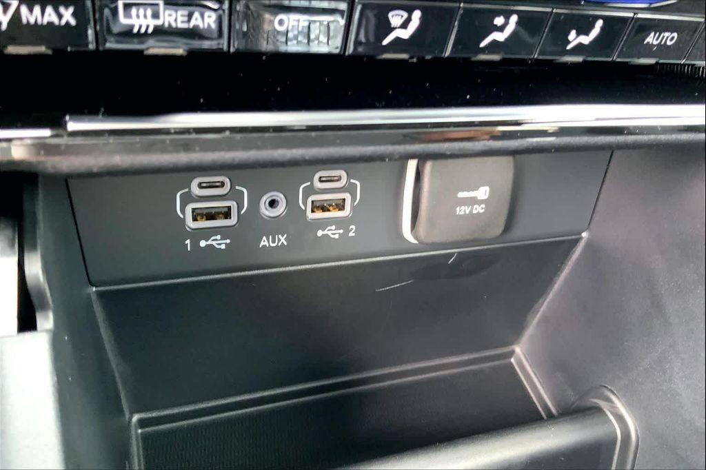 new 2025 Jeep Grand Cherokee L car, priced at $41,448