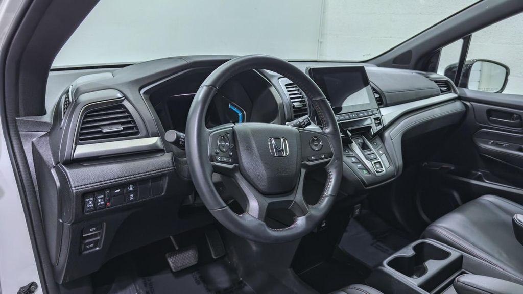 used 2024 Honda Odyssey car, priced at $32,495