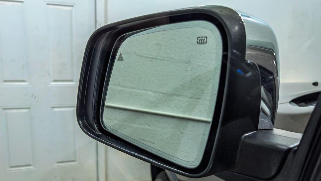 used 2021 Jeep Grand Cherokee car, priced at $23,495