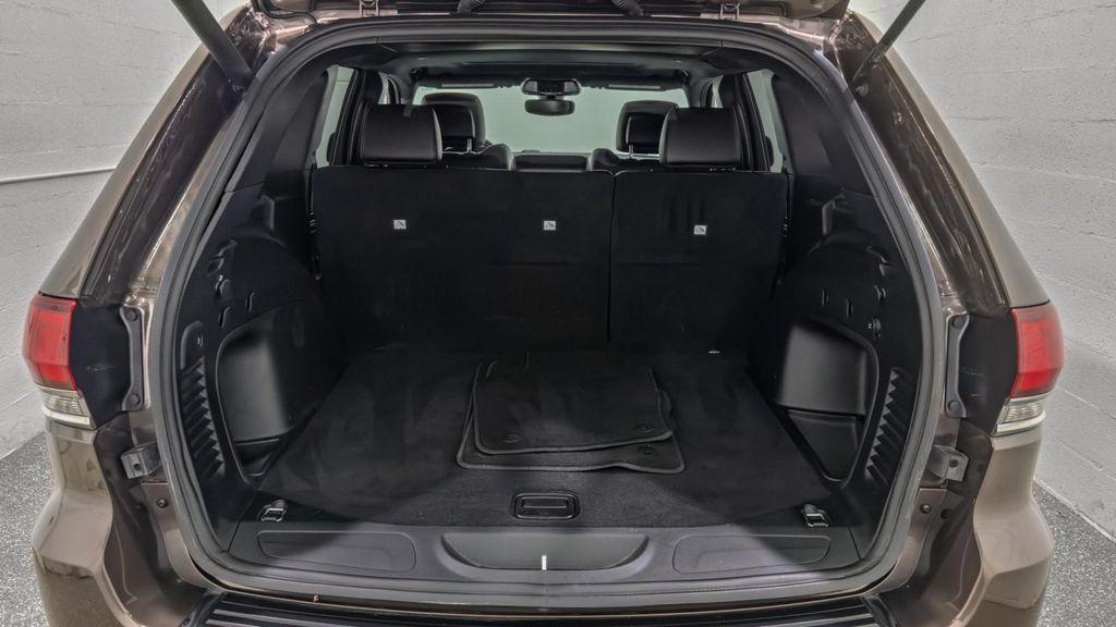 used 2021 Jeep Grand Cherokee car, priced at $23,495