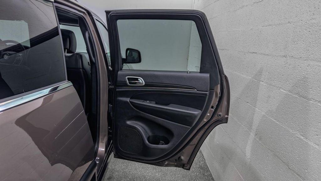 used 2021 Jeep Grand Cherokee car, priced at $23,495