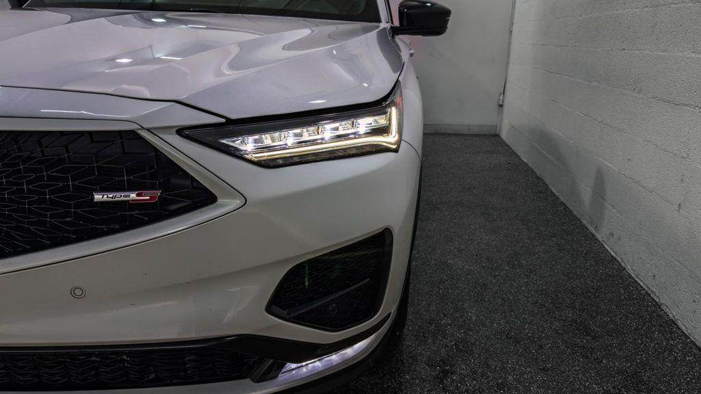 used 2023 Acura MDX car, priced at $43,995