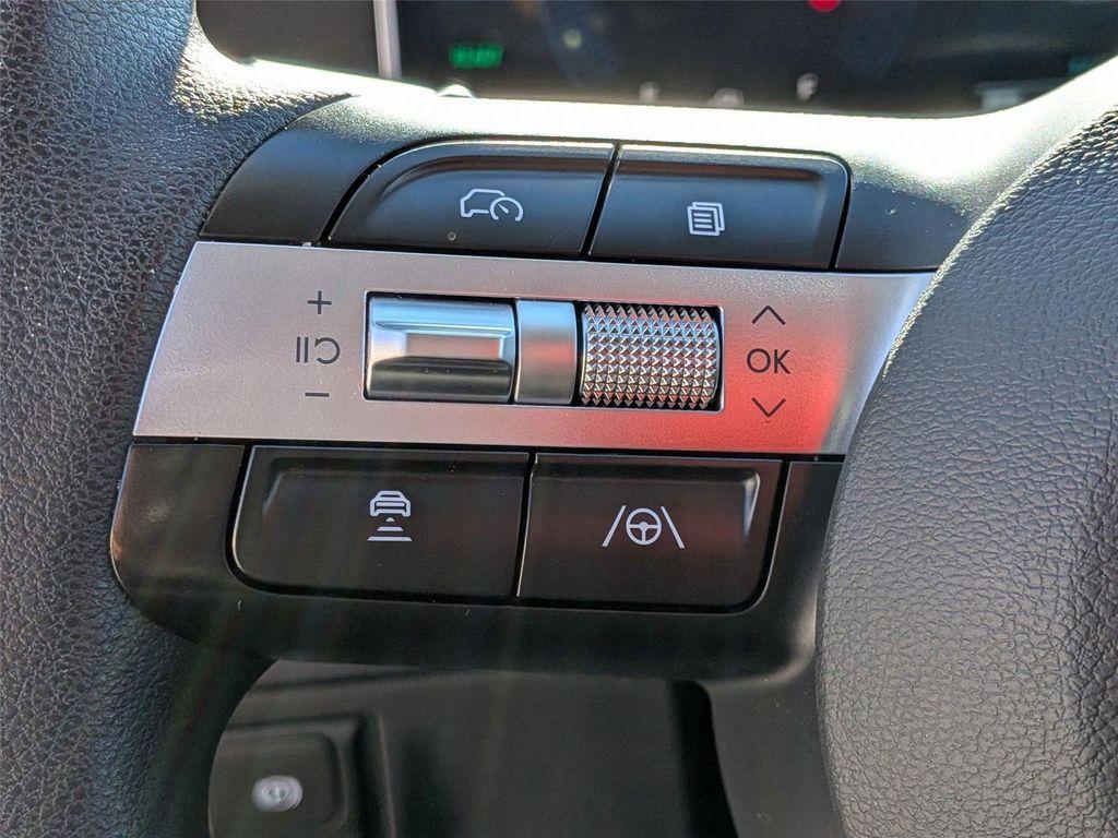 used 2025 Hyundai TUCSON Hybrid car, priced at $27,689