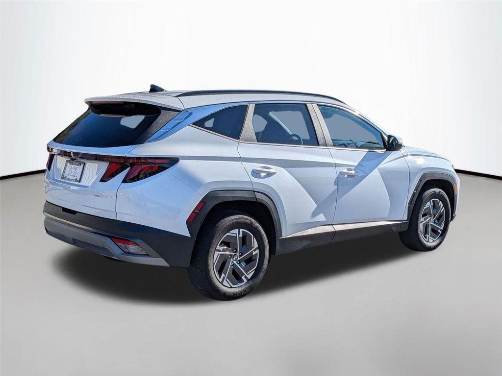 used 2025 Hyundai TUCSON Hybrid car, priced at $27,689