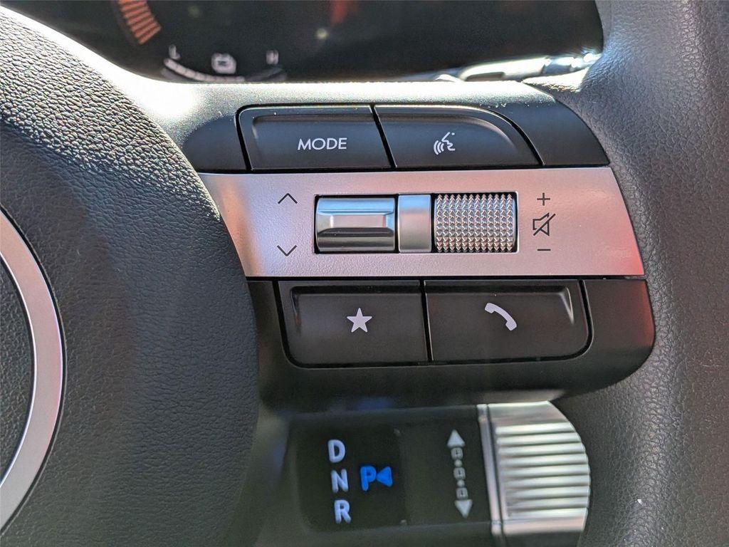 used 2025 Hyundai TUCSON Hybrid car, priced at $27,689