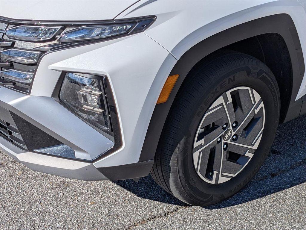 used 2025 Hyundai TUCSON Hybrid car, priced at $27,689