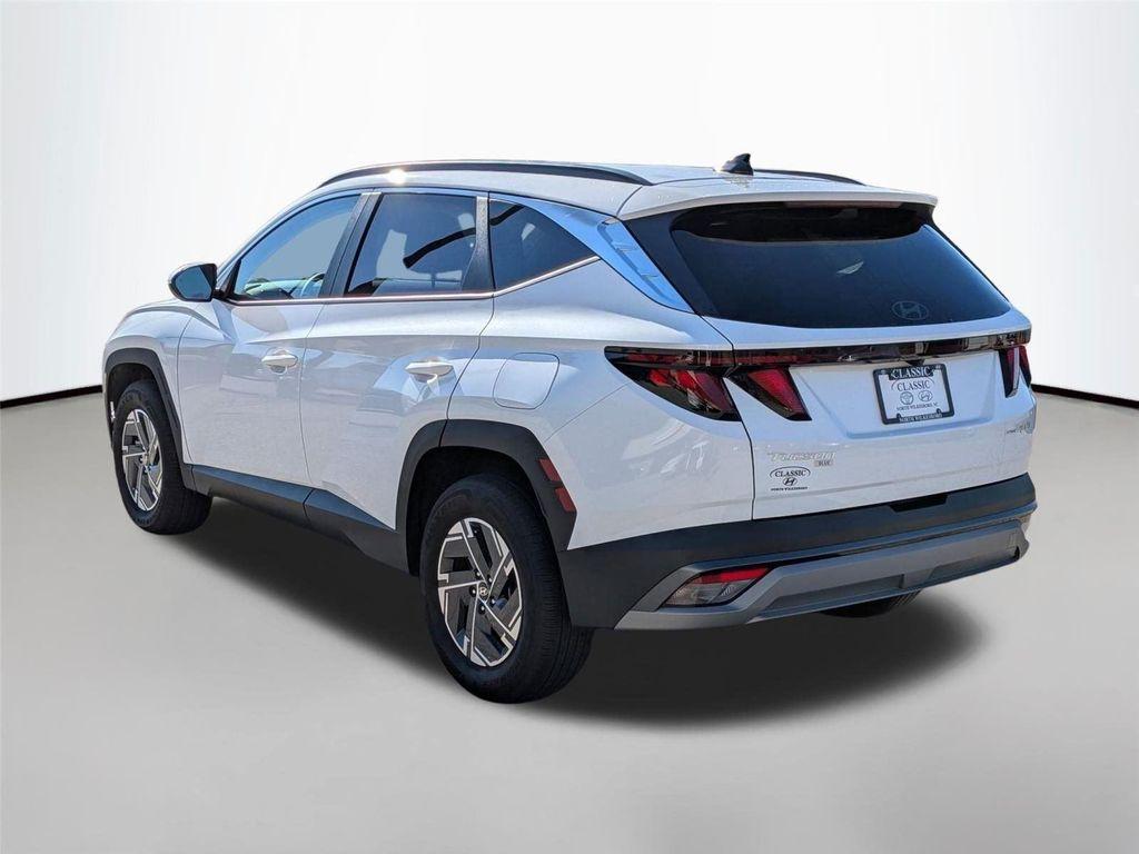used 2025 Hyundai TUCSON Hybrid car, priced at $27,689