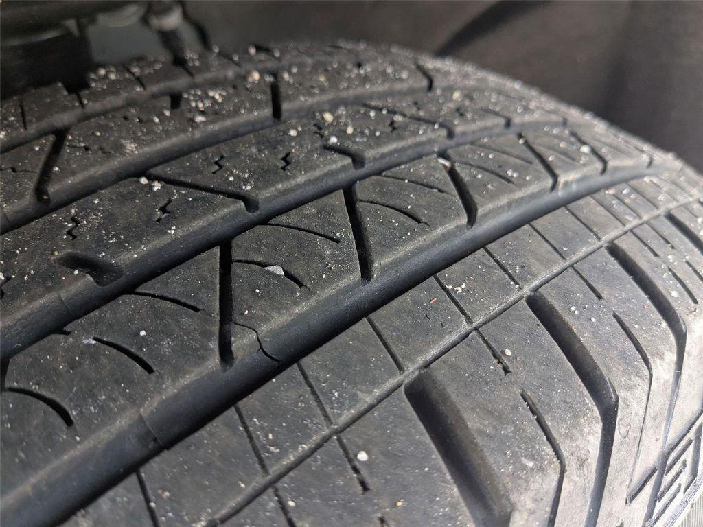 used 2023 GMC Acadia car, priced at $24,954