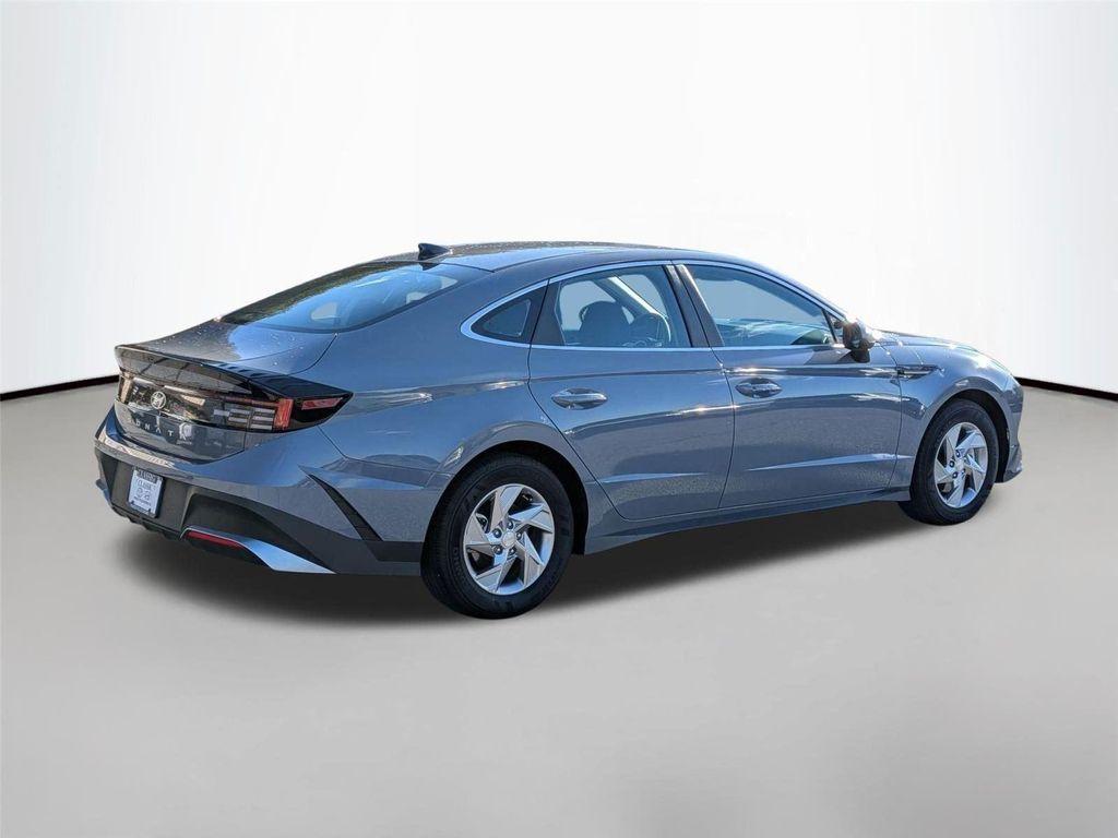 used 2025 Hyundai Sonata car, priced at $22,634