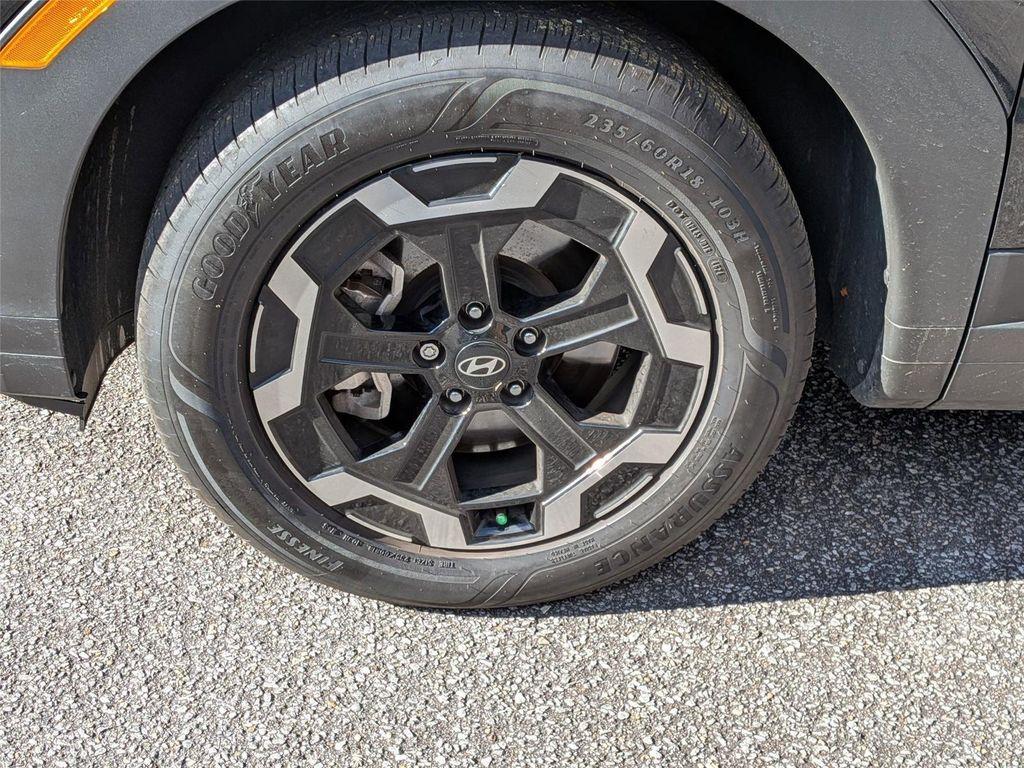 used 2025 Hyundai Santa Fe car, priced at $28,984