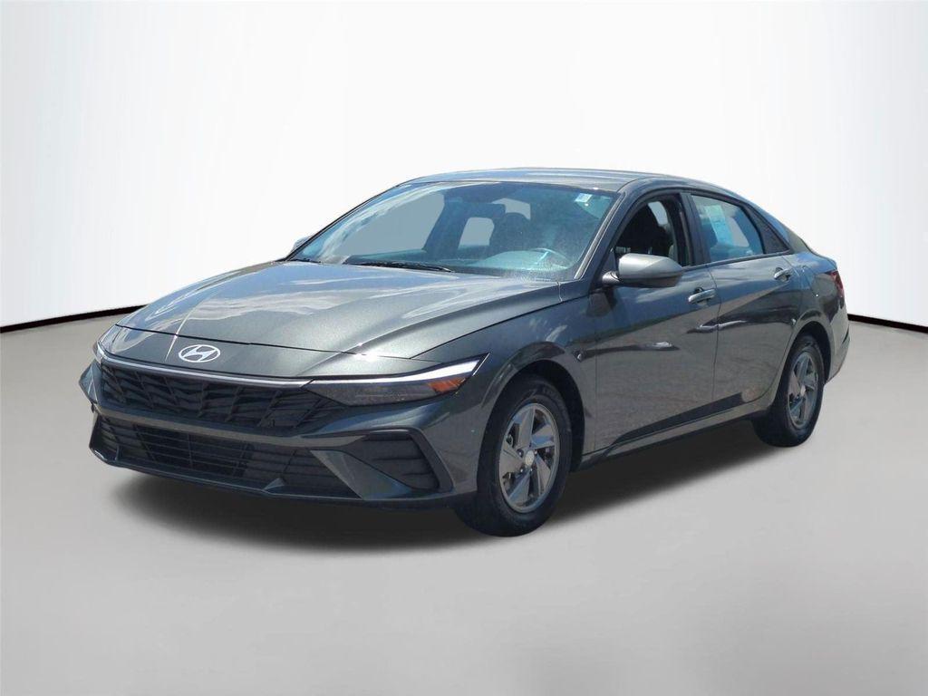 used 2025 Hyundai Elantra car, priced at $21,987