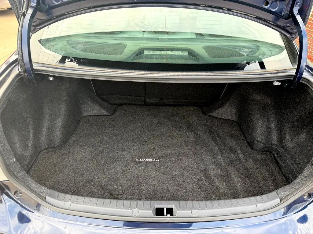 2013 BLUE Toyota Corolla