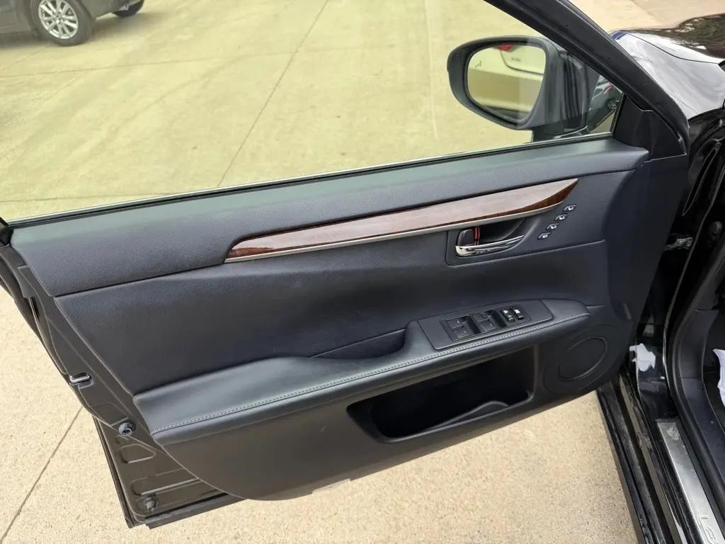 used 2015 Lexus ES 350 car, priced at $16,995