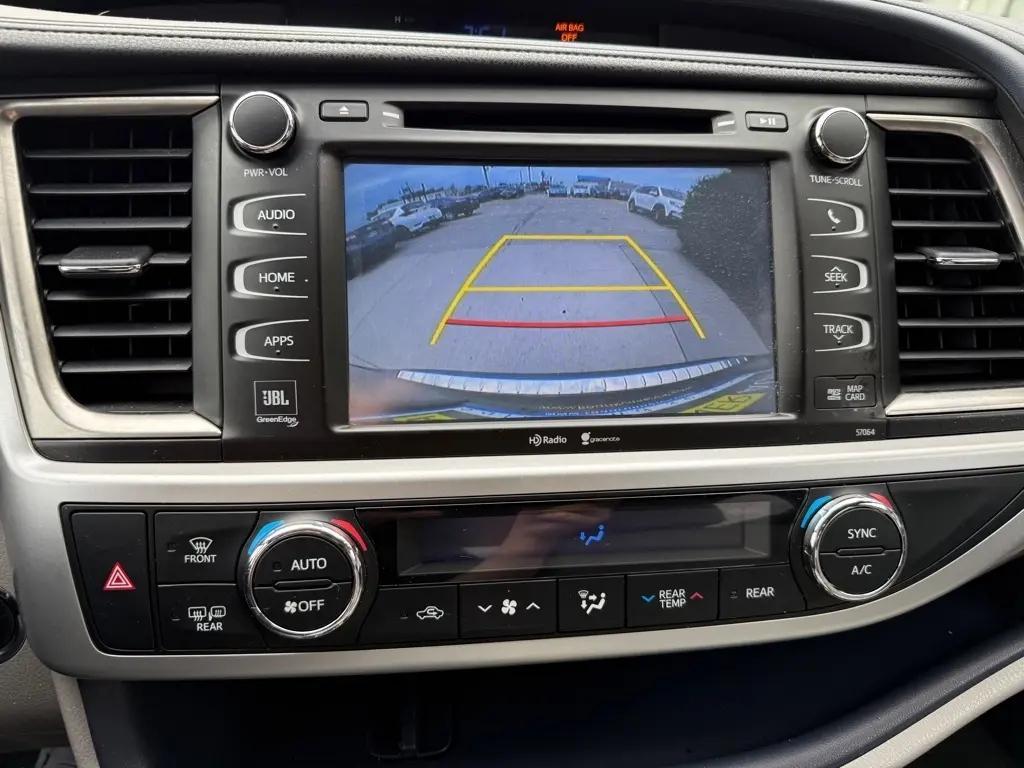 used 2015 Toyota Highlander car, priced at $19,495