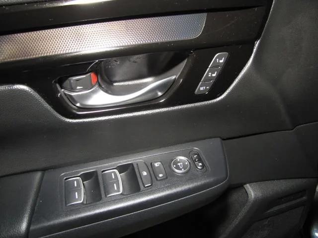 used 2024 Honda CR-V car, priced at $32,998