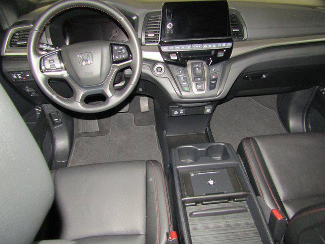 used 2025 Honda Odyssey car, priced at $40,998