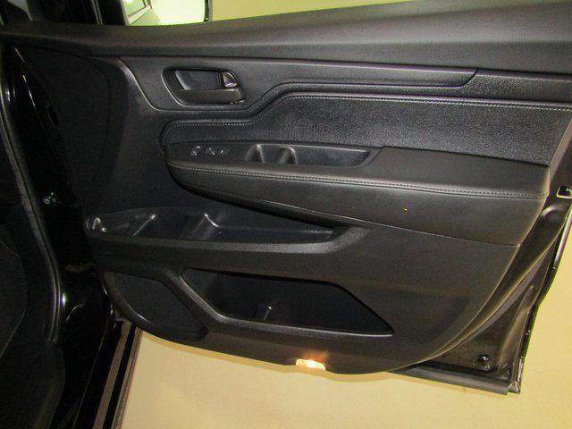 used 2025 Honda Odyssey car, priced at $40,998