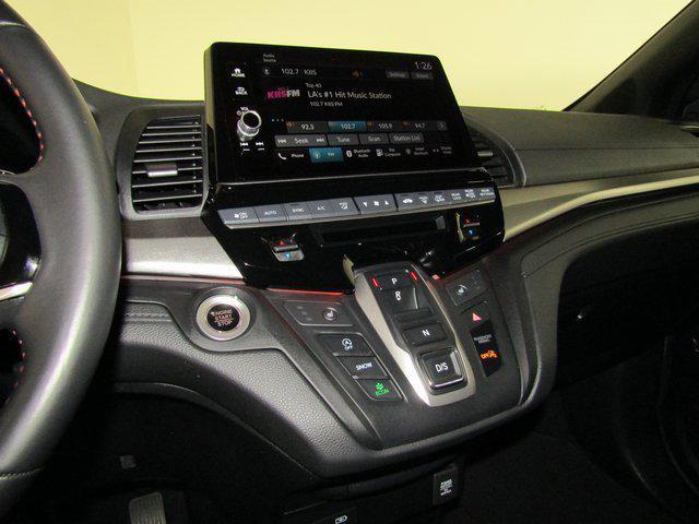 used 2025 Honda Odyssey car, priced at $40,998
