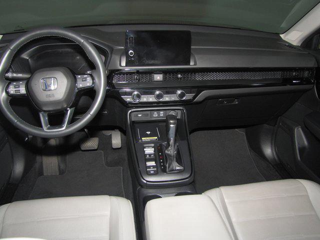 used 2025 Honda CR-V car, priced at $31,998