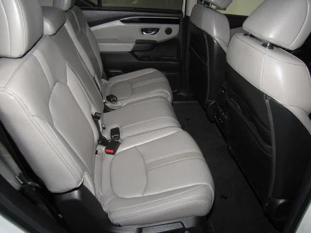 used 2024 Honda Pilot car, priced at $44,599