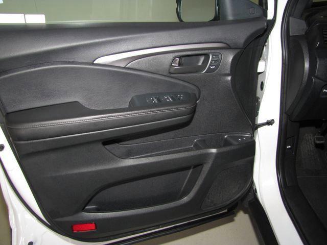 used 2023 Honda Passport car, priced at $33,998