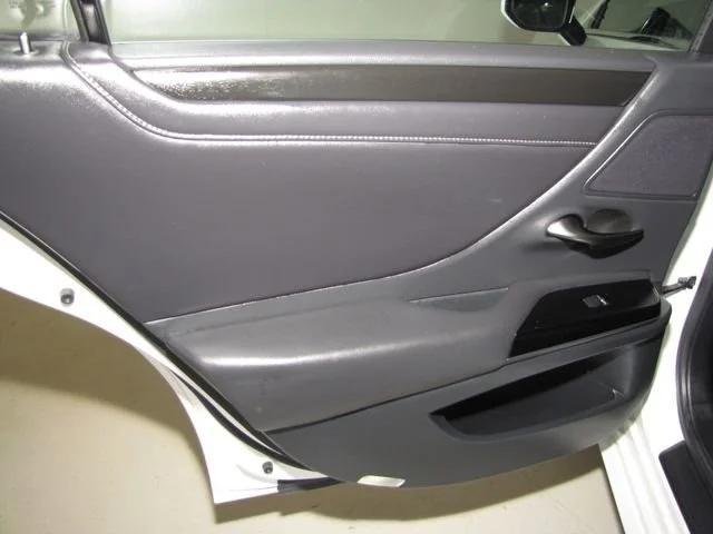 used 2023 Lexus ES 350 car, priced at $38,998