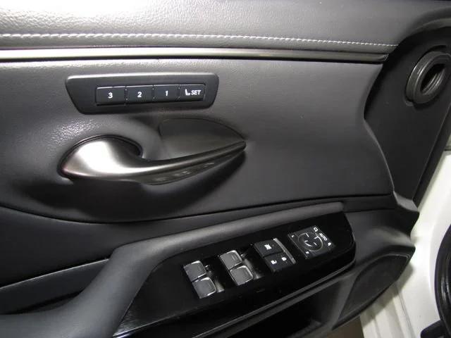 used 2023 Lexus ES 350 car, priced at $38,998