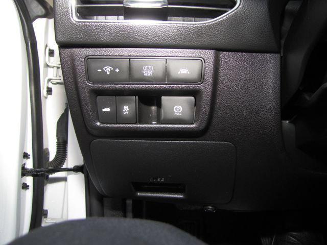 used 2023 Hyundai Sonata Hybrid car, priced at $22,120