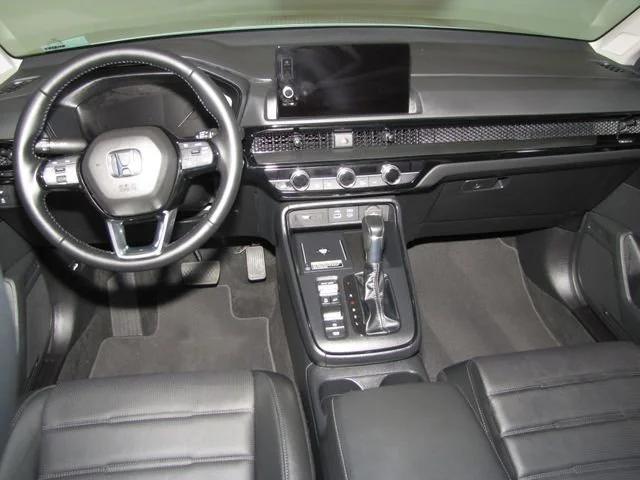 used 2025 Honda CR-V car, priced at $35,599
