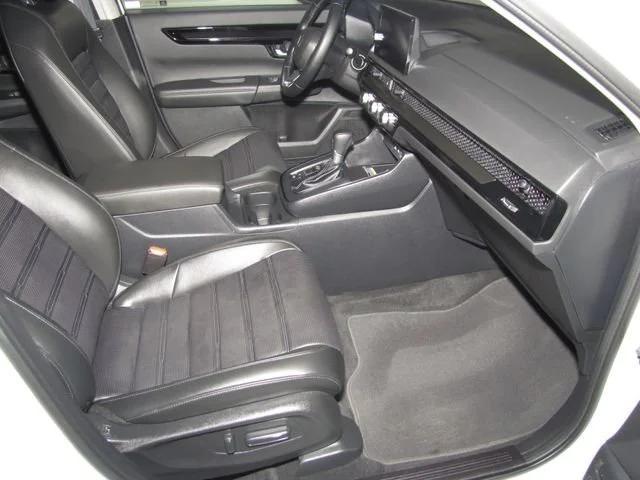 used 2025 Honda CR-V car, priced at $35,599