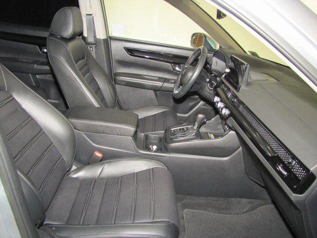 used 2024 Honda CR-V car, priced at $30,998