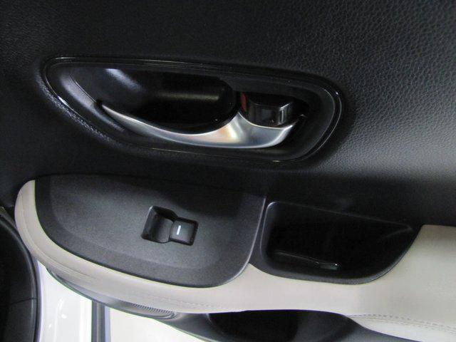 used 2025 Honda HR-V car, priced at $24,998