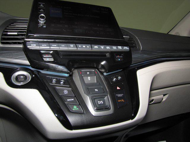 used 2025 Honda Odyssey car, priced at $45,998