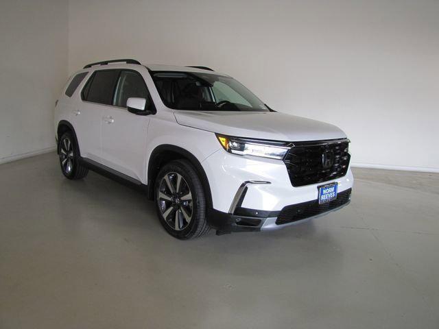 used 2023 Honda Pilot car, priced at $41,998