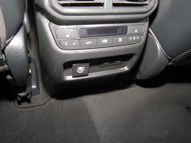 used 2023 Honda Pilot car, priced at $41,998