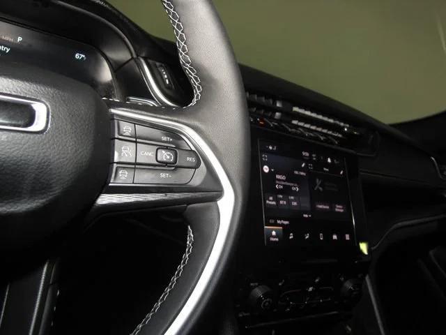 used 2025 Jeep Grand Cherokee car, priced at $36,998